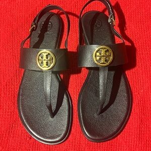TORY BURCH BENTON 2 FLAT THONG SANDAL Calf Leather